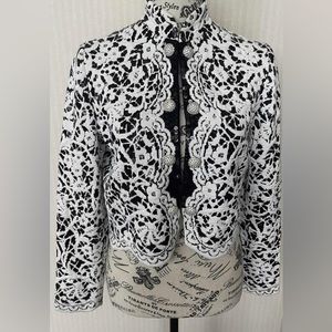 St. John Jacket sz 4